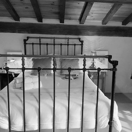 La Grulla Gris Pension Perales del Puerto Buitenkant foto